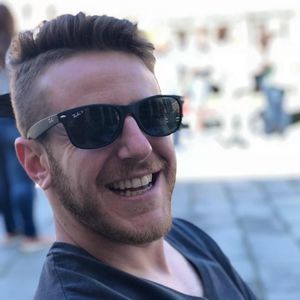 Meet your Posher, Jared